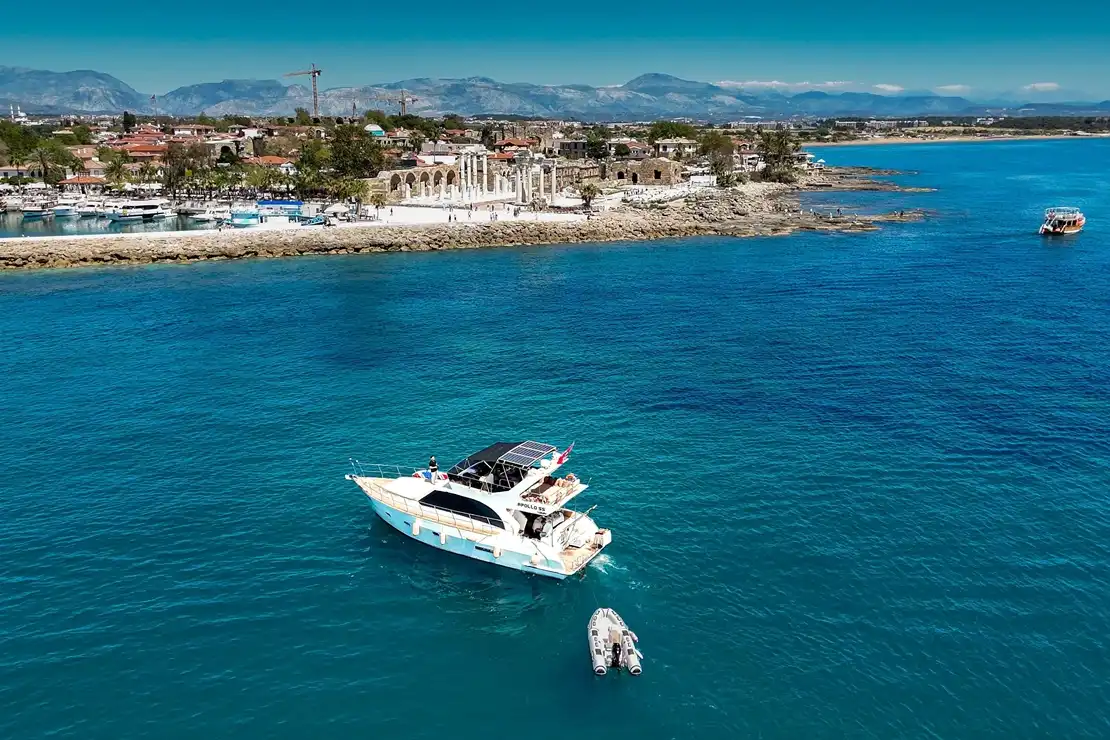 Side Yacht Rental 16m Custom Built